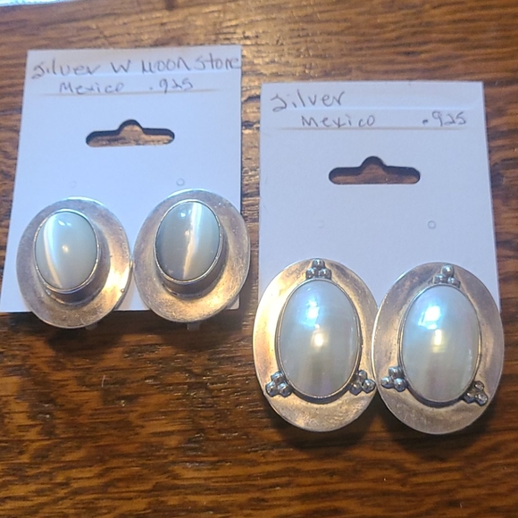 2 pair of Silver clip on earrings..new $ - Picture 1 of 3